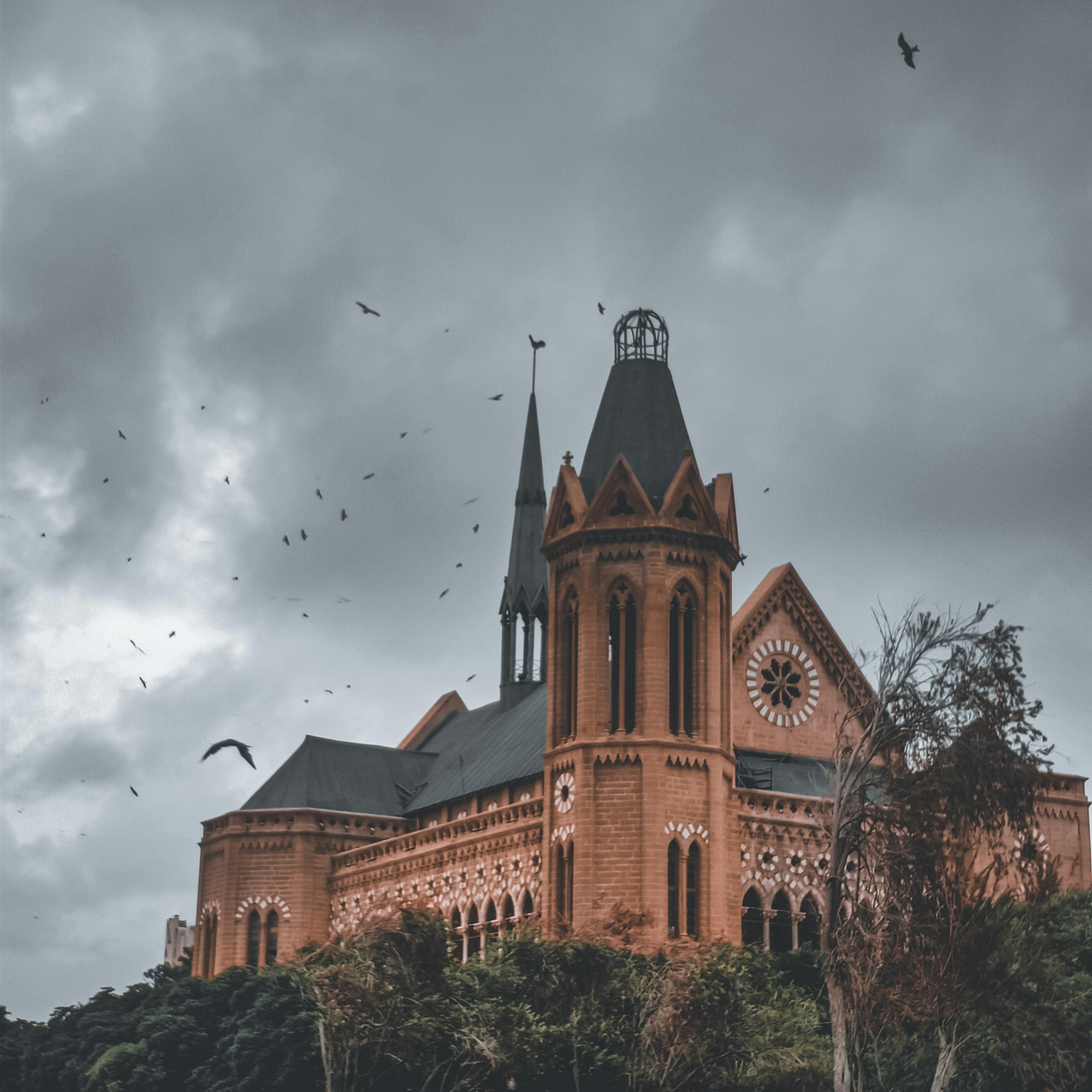 Gatwick to Multan flights