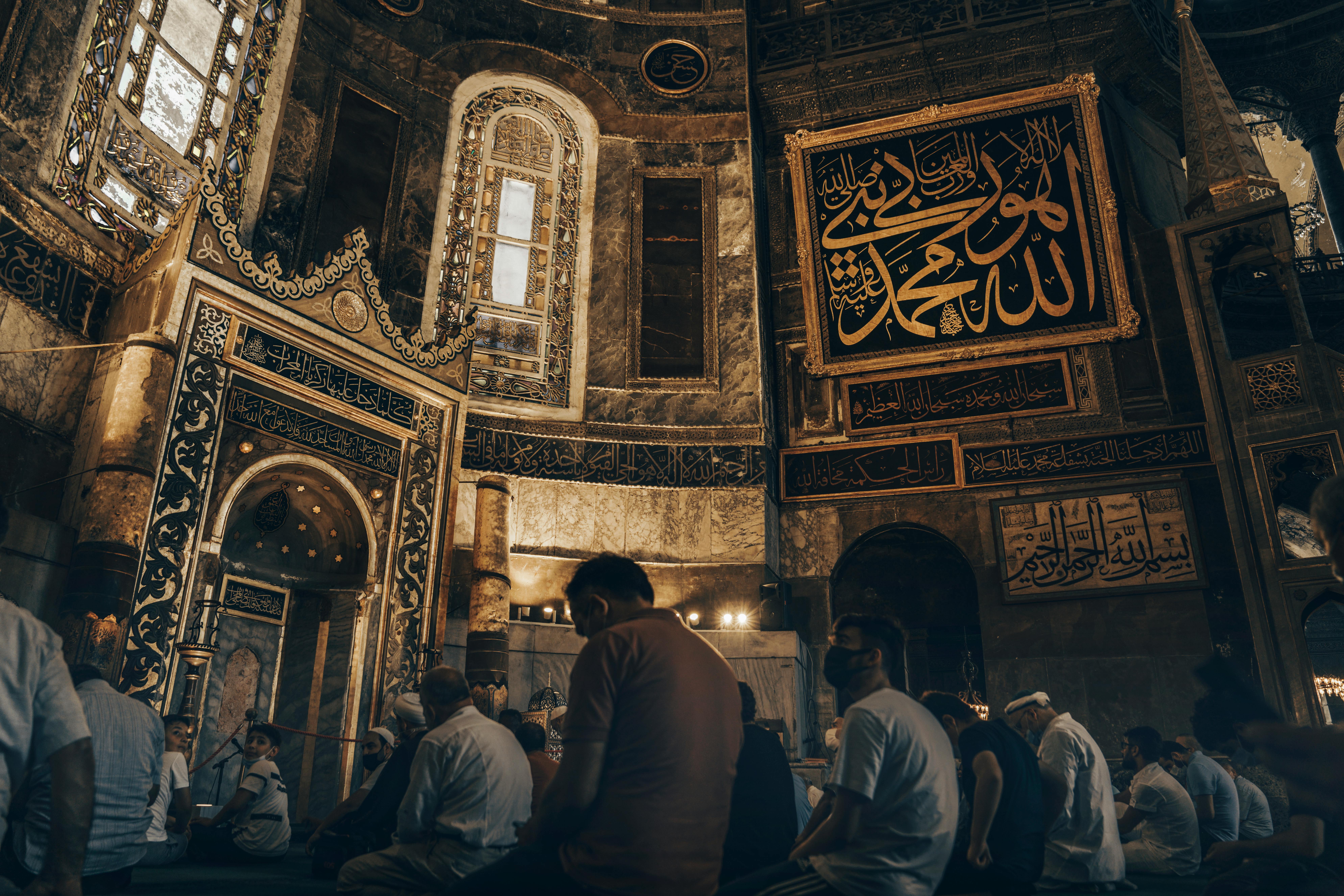 Luxury Umrah Package 2026 from UK