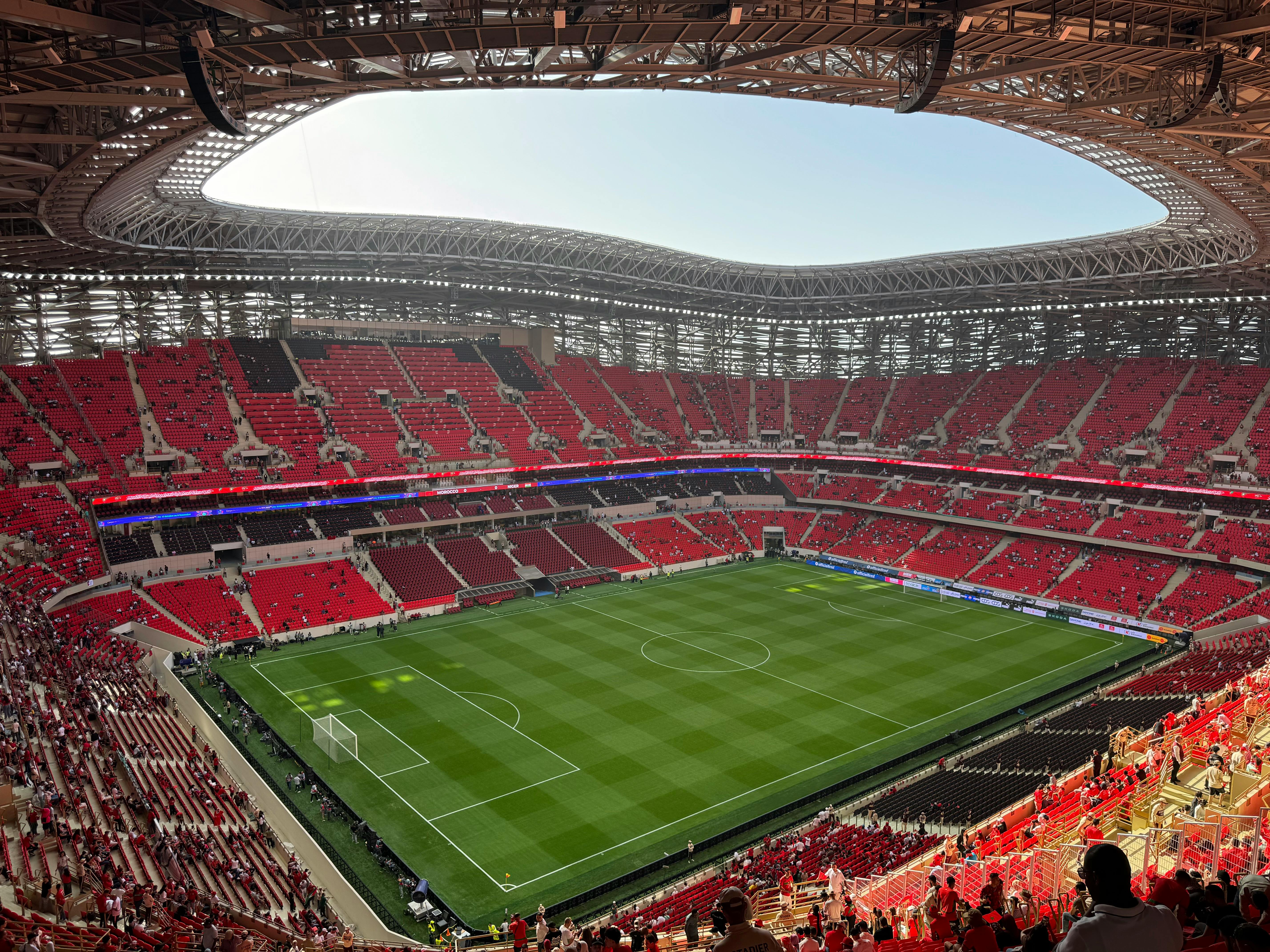 VTA light rail and match-day transport for Levi's Stadium in Santa Clara